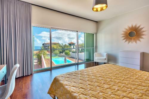 Luxury Villa Nogueira With Private Pool