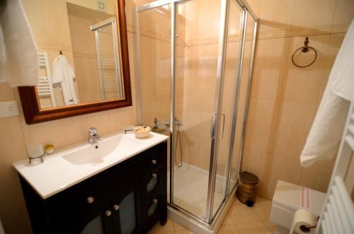 Korina Gallery Hotel