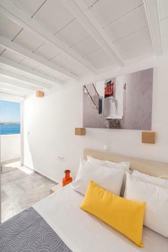 Hostal Orpheas Rooms