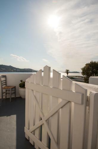 Hostal Orpheas Rooms