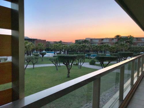 Apartamento T-3 Salgados Vista Piscina