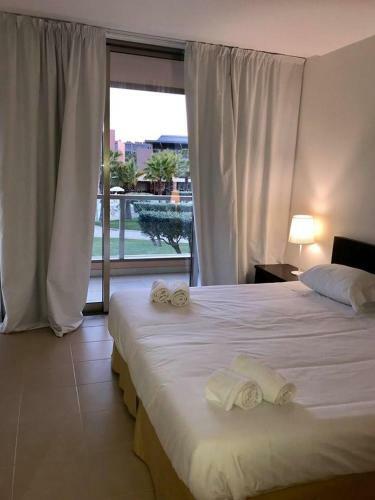 Apartamento T-3 Salgados Vista Piscina