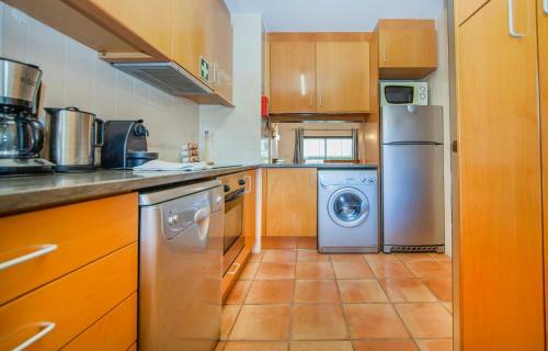 B39 - Marina Hill Apartment