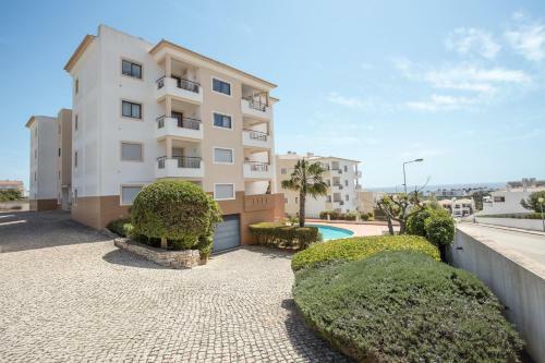 Meia Praia Beach Apartment