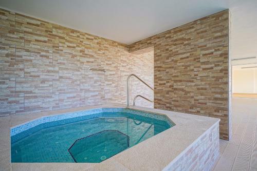 Apartment - Ocean View - 550m From Beach
