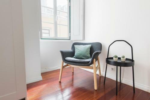 Apartamento Lovelystay - Bica Patio Duplex