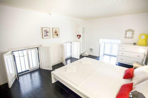 Lovelystay - Castle Hill Apartment
