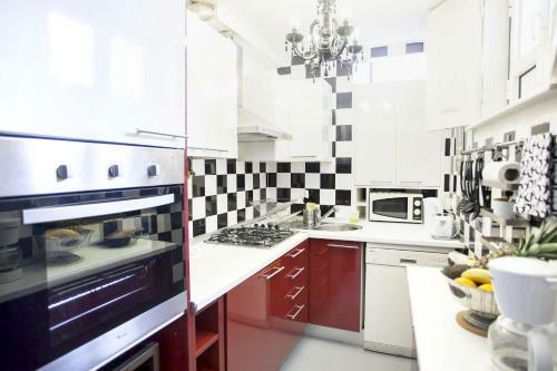 Lovelystay - Castle Hill Apartment