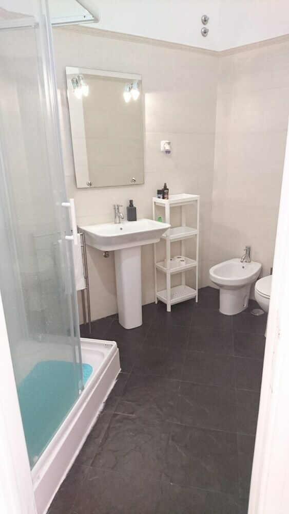 Hostal No Limit Alfama Guesthouse