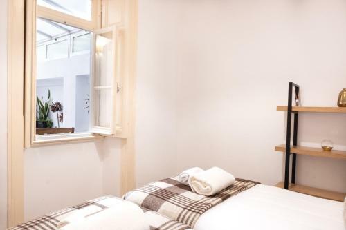 Historical Central Apartment With Interior Terrace 62 By Lisbonne Collection