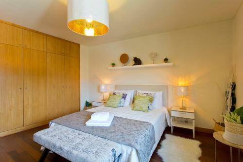 Apartamento Stunning Sunny Flat - 2 Min Beach By Host Wise