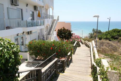 At28, 2 Bed Modern Apartment, Olhos de Agua