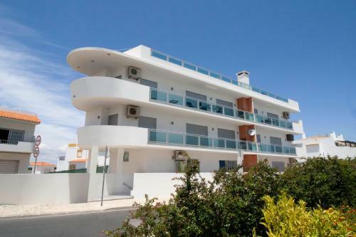At28, 2 Bed Modern Apartment, Olhos de Agua