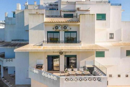 Casa Lu�sa - Apartamento Com 3 Quartos
