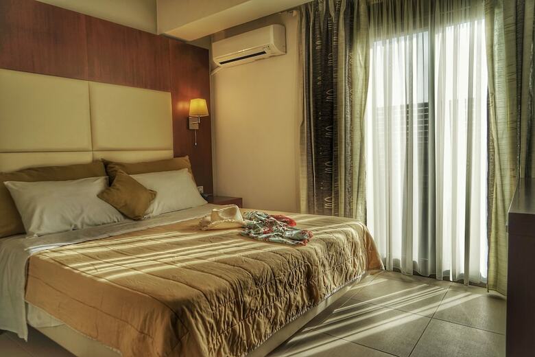 Kokoni Beach Hotel