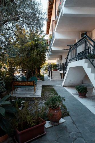 Anthos Apartments