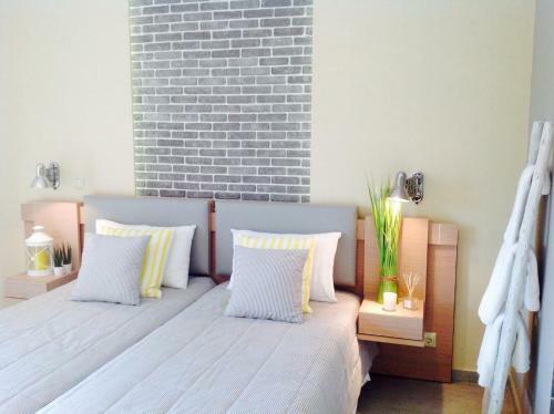 Galaxy City Hotel