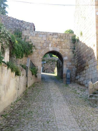 Casa Porta de Santiago