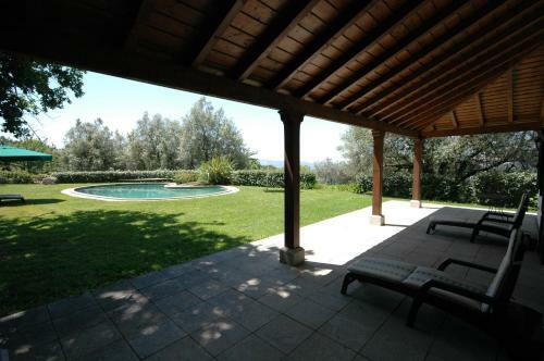 Ponte de Lima Villa Sleeps 14 With Pool