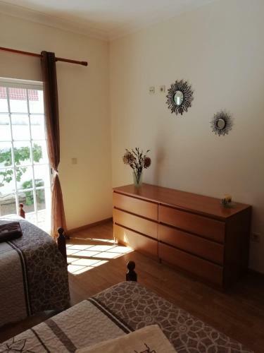 Great Quiet Villa In Portim�o With Pool