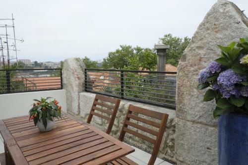 Oporto Wall Apartments