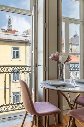 Mouzinho Historic Apartments