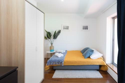 Apartamento Upscale Flats W Garage & Terrace By Host Wise