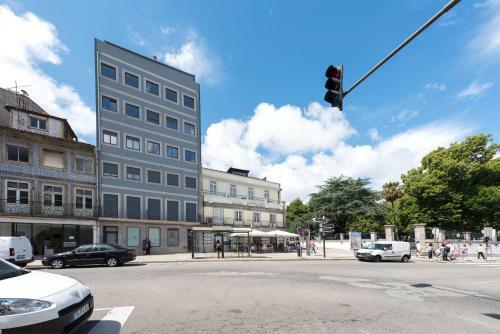 Apartamento Lovelystay - Gorgeous Modern Flat W/ Balcony