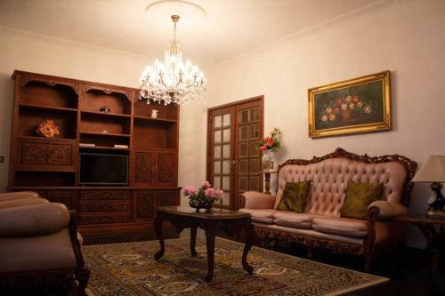 Vintage Beach Apartment