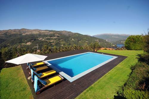 Postimiao Villa Sleeps 6 With Pool And Wifi