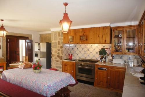 Regueira Villa Sleeps 6