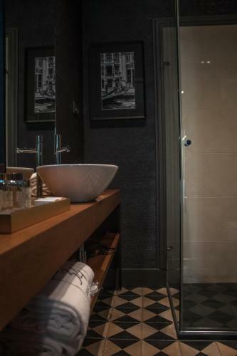 Hotel 34 Guesthouse