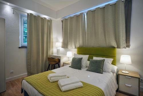 Bed & Breakfast Comfy Sintra