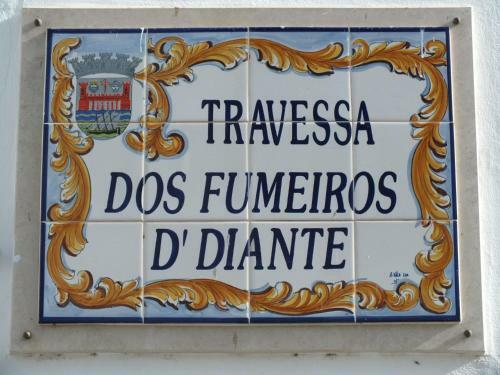 Gorgeous Townhouse In Tavira Centre, Shared Pool