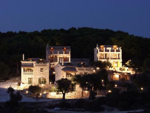 Revera Villas