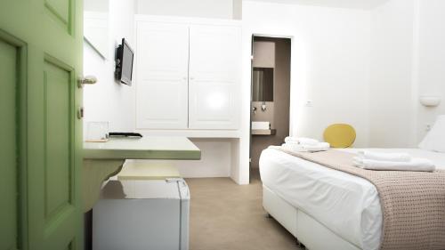 Hostal Xerolithia