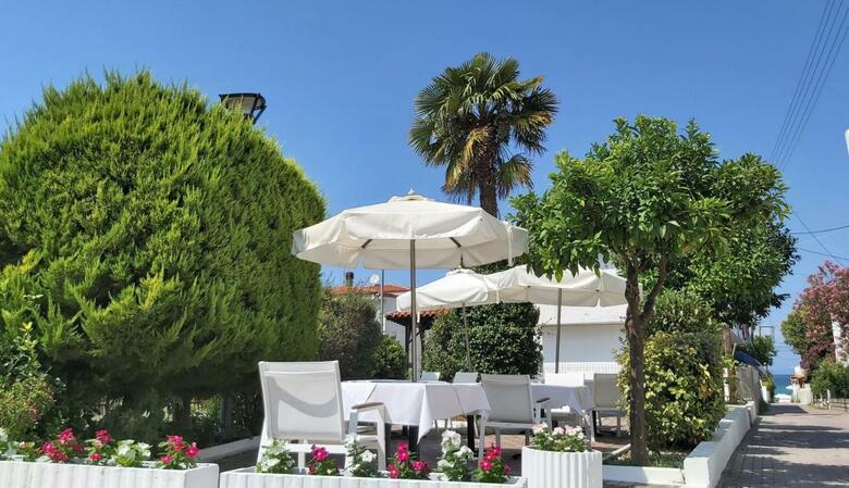 Akrogiali Boutique Hotel