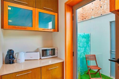 Stylish Apartment In Tavira Centre With Shared Pool