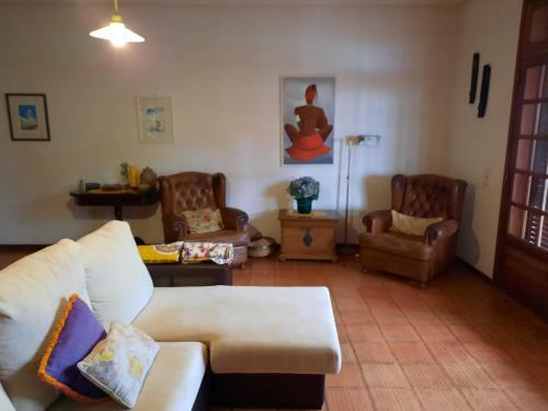 Quintinha Das Lombas (Casa + Carro)