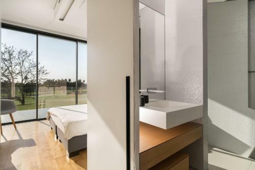 Villa Colinas Do Golfe Lux By Sapvillas