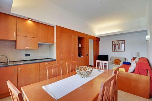 Apartamento Vilamoura Cosy With Pool By Homing