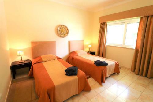 Vale Do Lobo Apartment Sleeps 4 Pool Wifi T691262