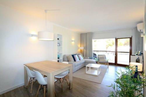 Apartamento T�nis Golf Mar Cd 14 - Clever Details