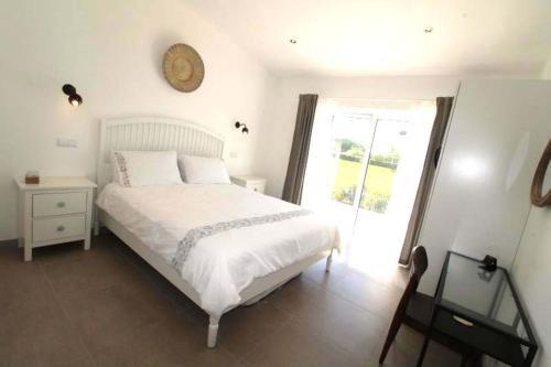 Vale Do Lobo Villa Sleeps 8 Pool Air Con T647635