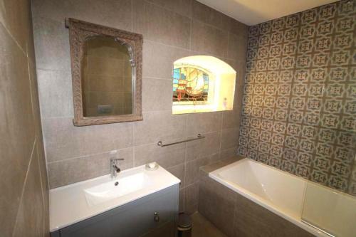 Vale Do Lobo Villa Sleeps 8 Pool Air Con T647635