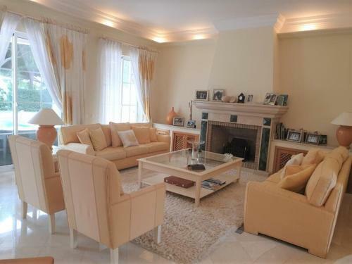 Quinta Do Lago Villa Sleeps 8 Pool Air Con T455974