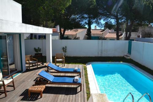 Torralta Villa Sleeps 8 With Pool And Air Con
