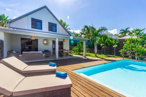 Villa �lys�e - Vue Mer Et Piscine � Saint-gilles