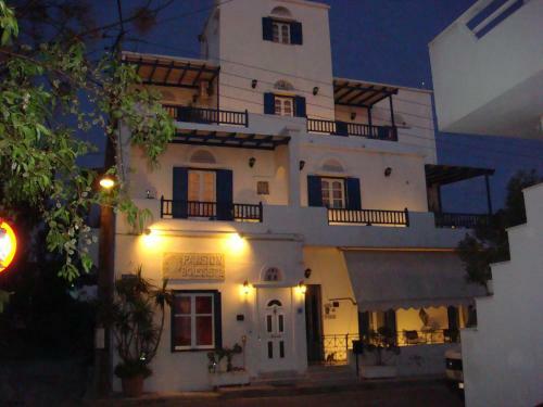 Apartamento Boussetil Rooms