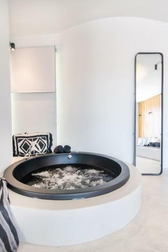 Onar Hotel